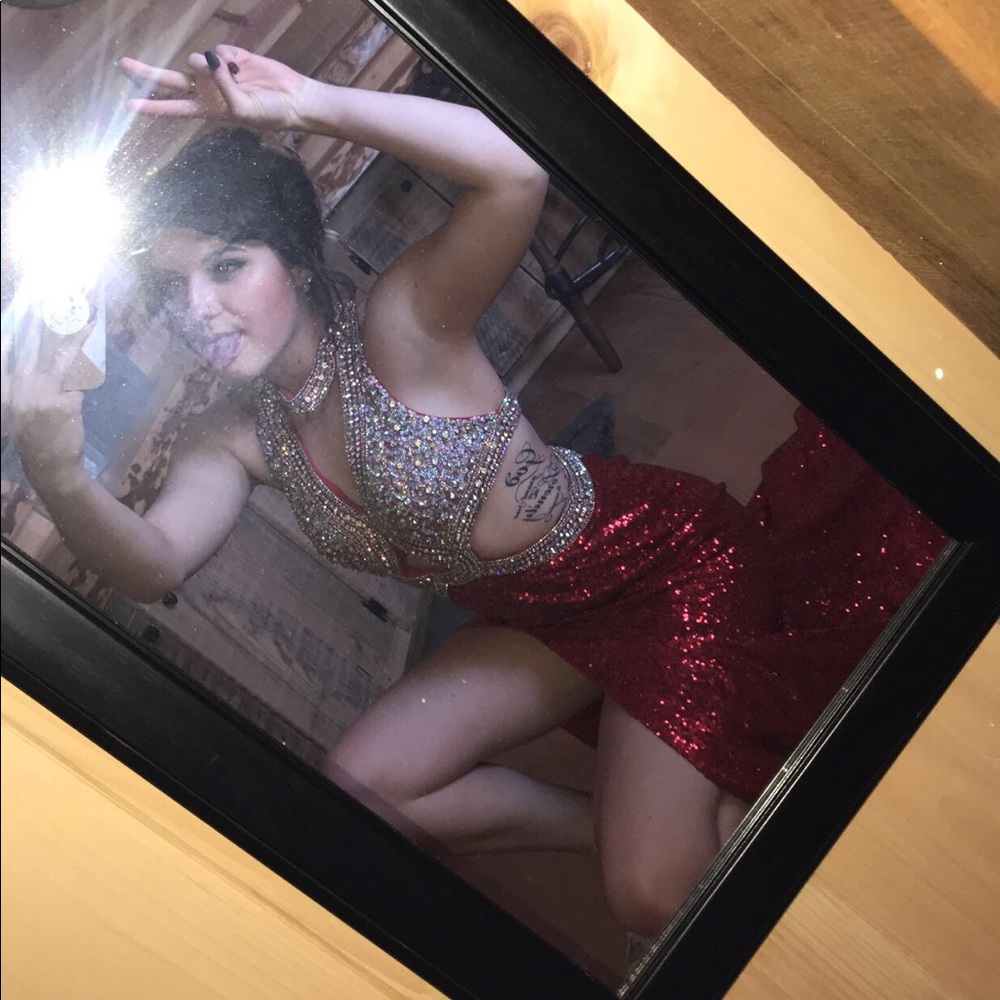 Red Prom Dress - Picture 2 of 6